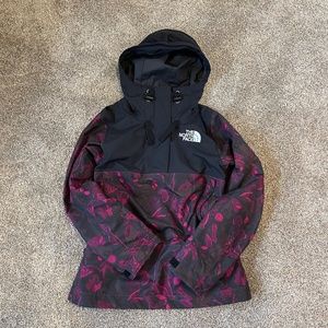 Women's NorthFace Tanager Shell Jacket - Large
